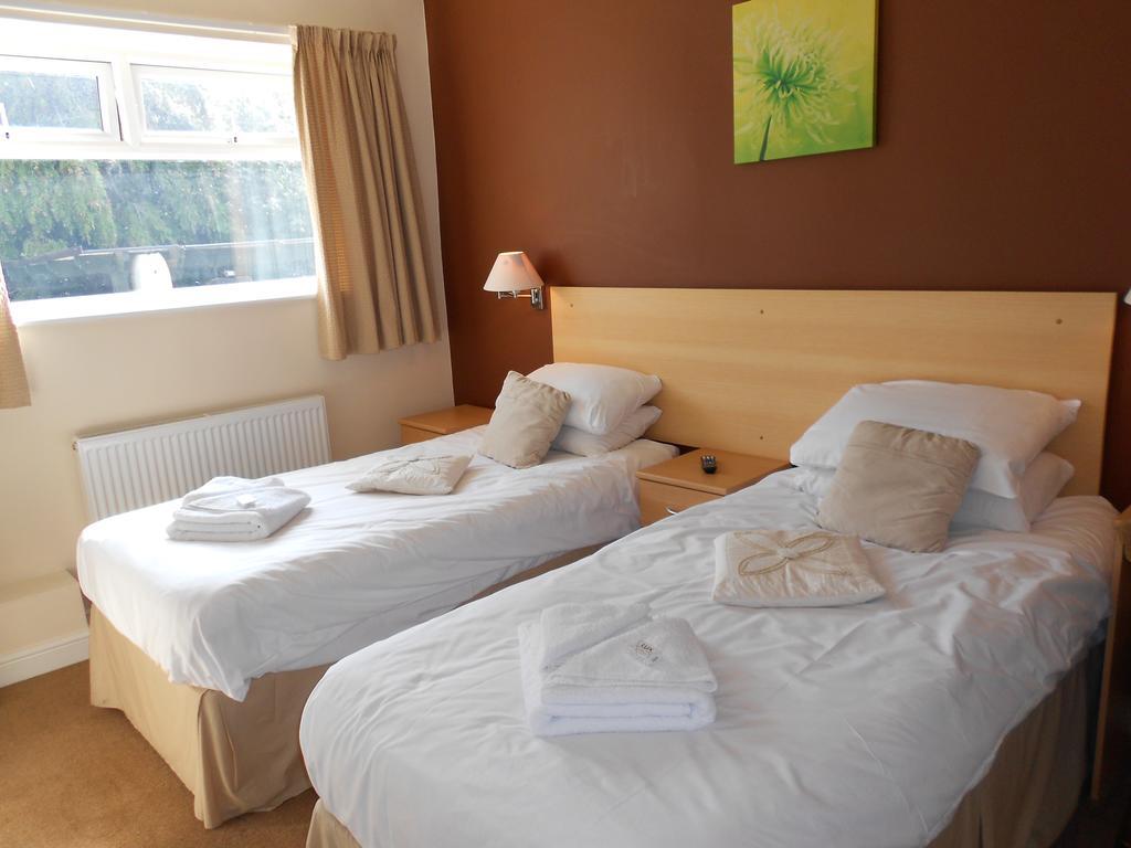 The Shady Oak B&B Whaley Bridge Habitación foto